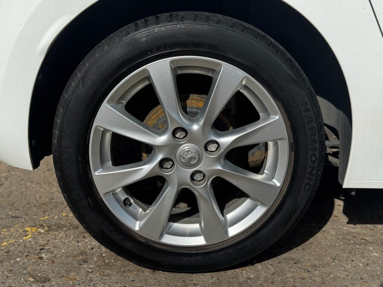 Vauxhall Corsa view 20