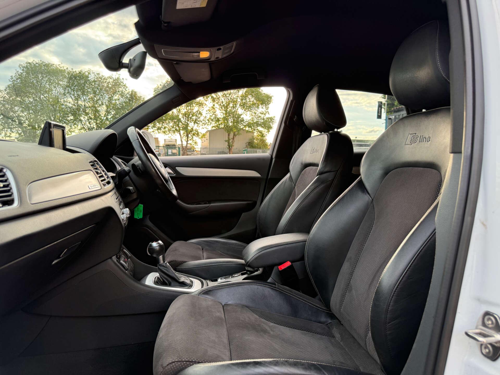 Audi Q3 view 79