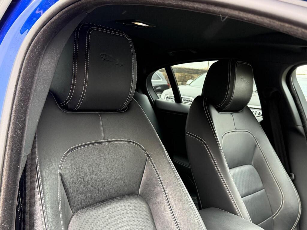 Jaguar XE view 18