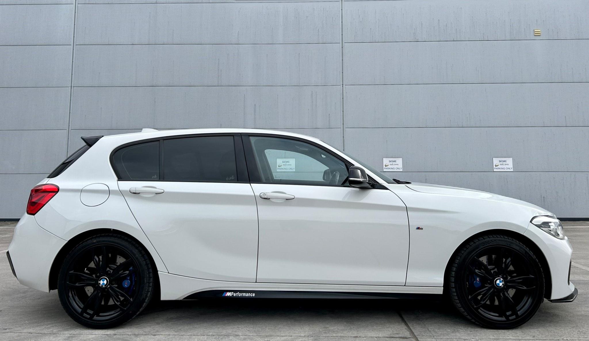BMW 1 Series view 6