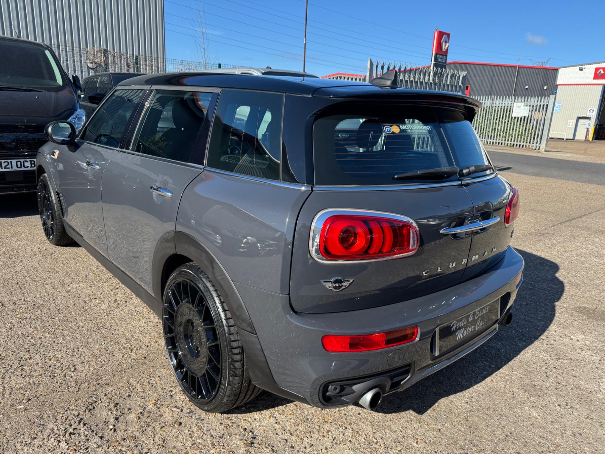 Mini Clubman view 9
