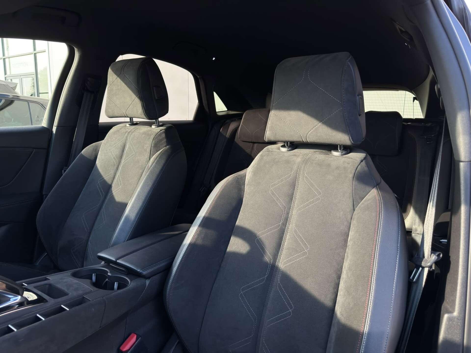 DS Automobiles DS 7 Crossback view 48