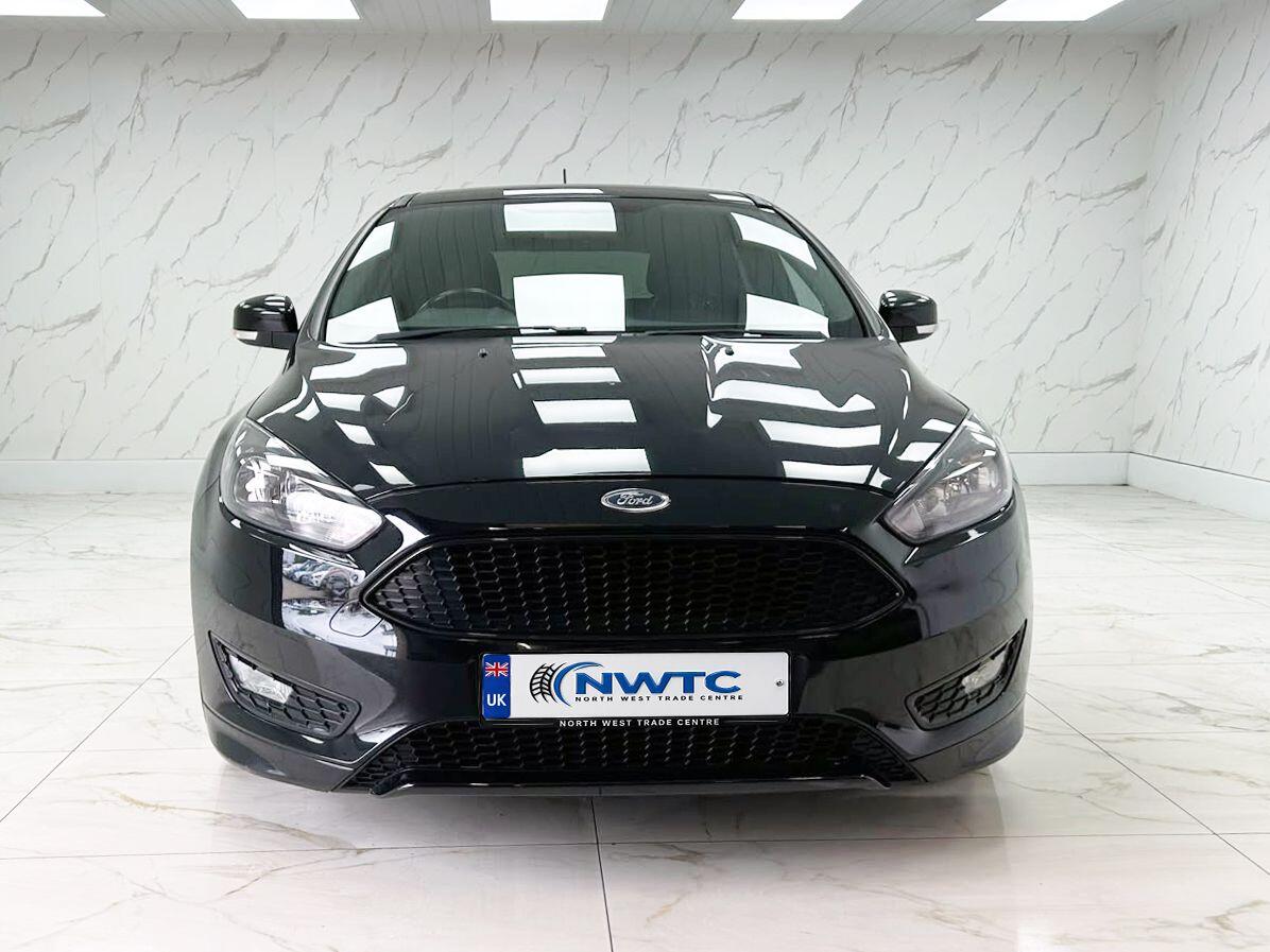 Ford Focus view 5