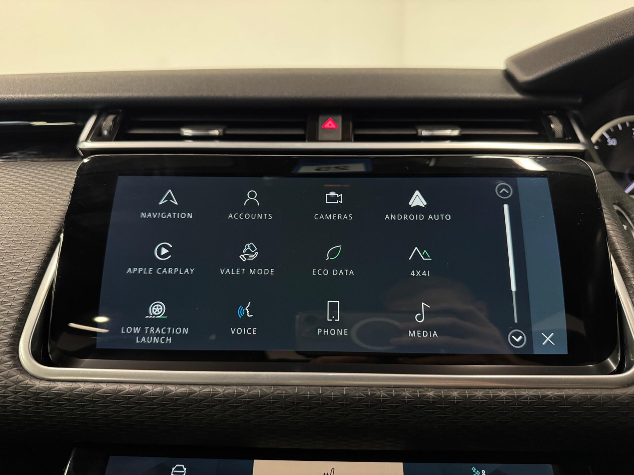 Land Rover Range Rover Velar view 22