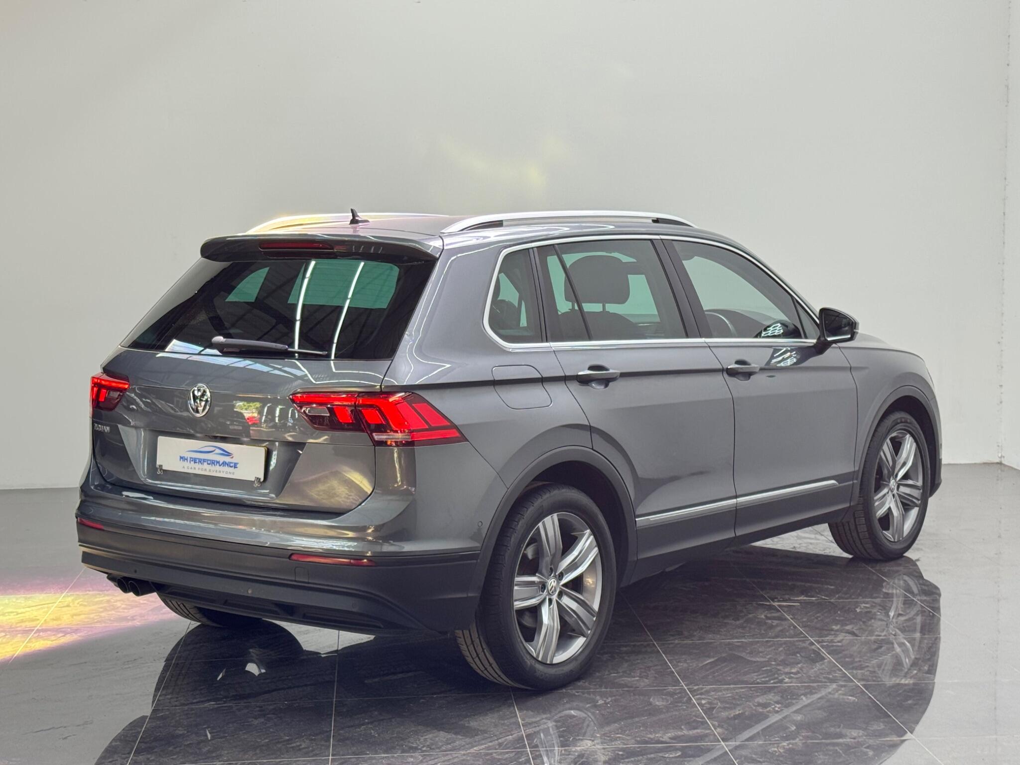 Volkswagen Tiguan view 51