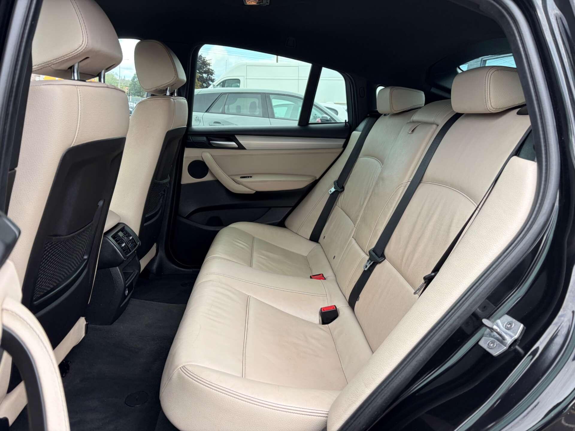 BMW X4 view 20
