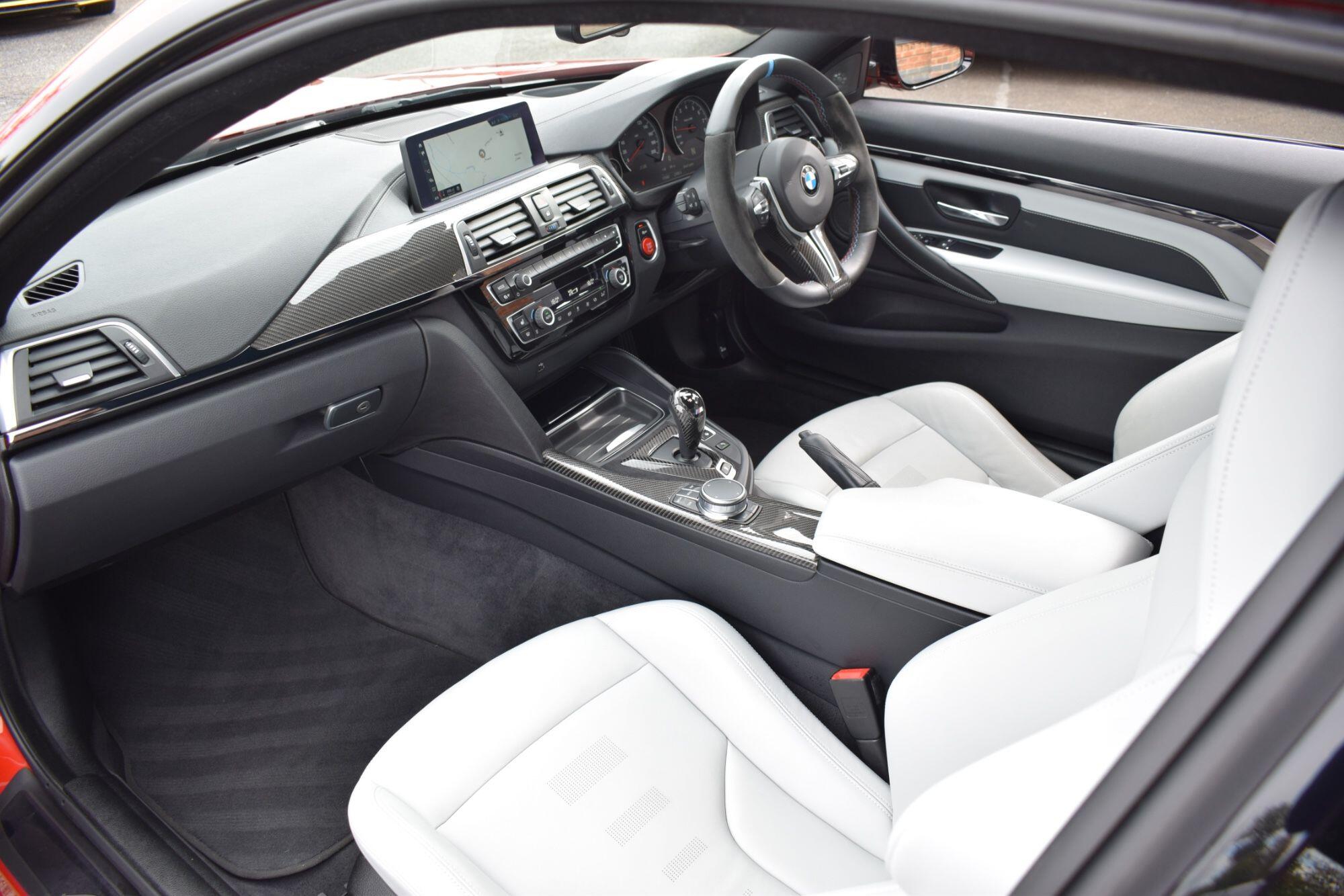 BMW M4 view 32
