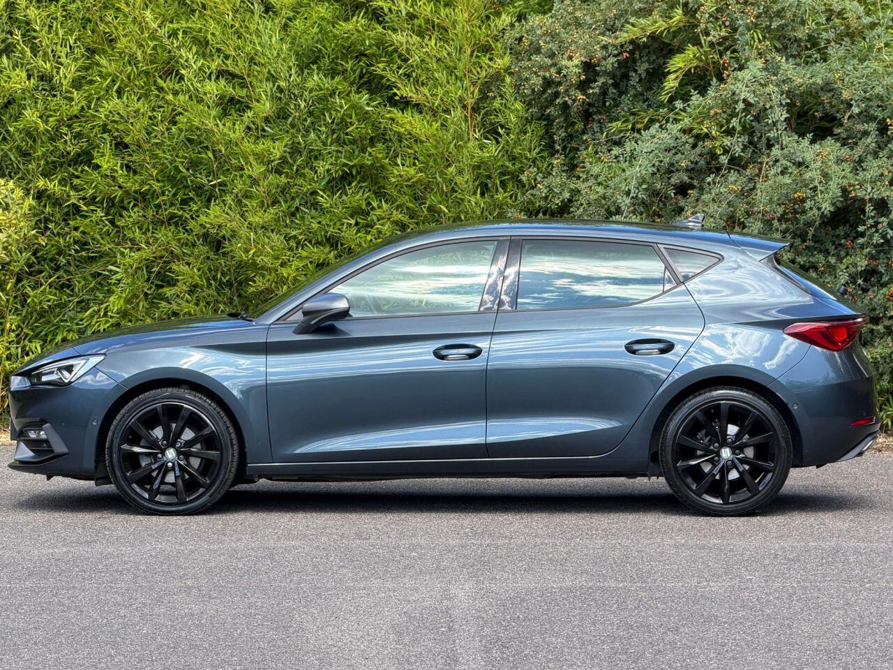 SEAT Leon view 4