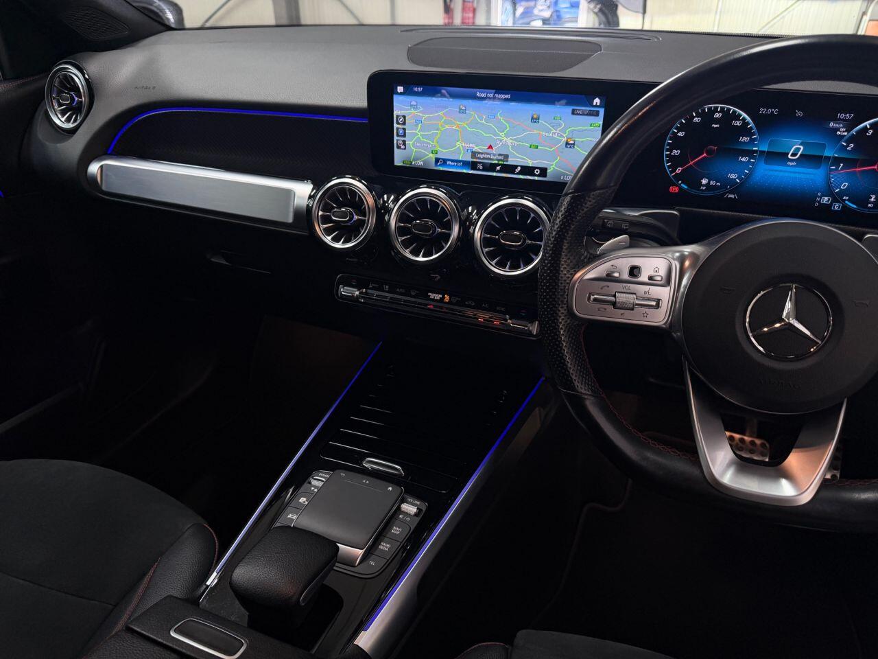 Mercedes-Benz GLB view 13