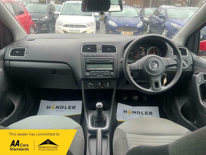2011 Volkswagen Polo image 38