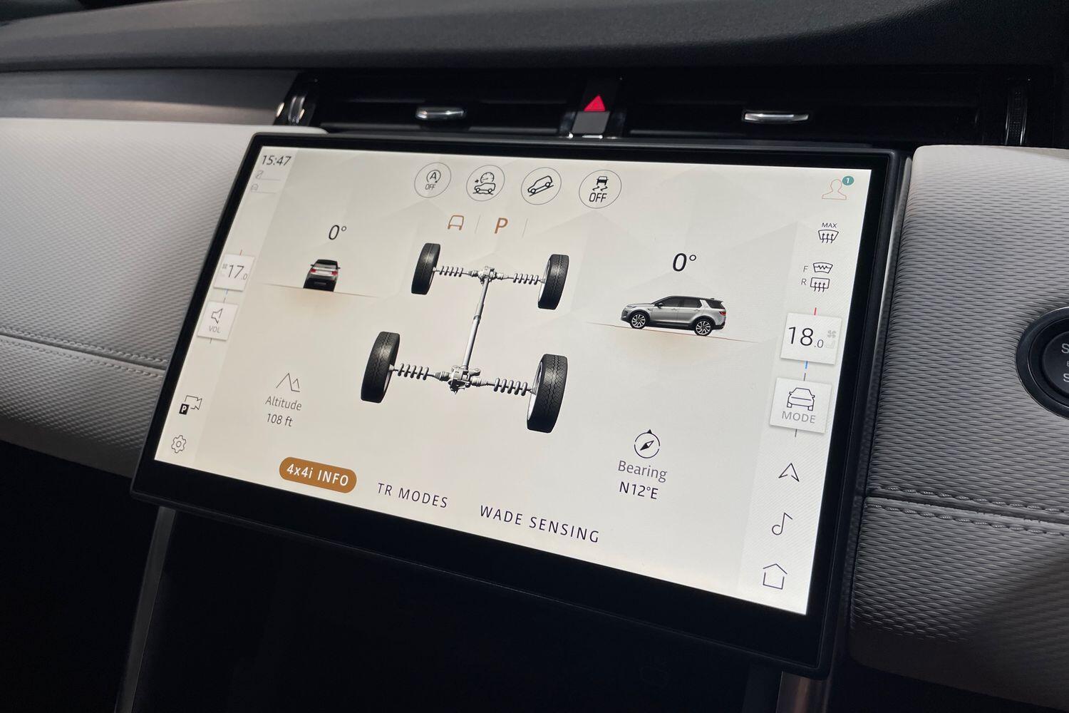 Land Rover Discovery Sport view 35
