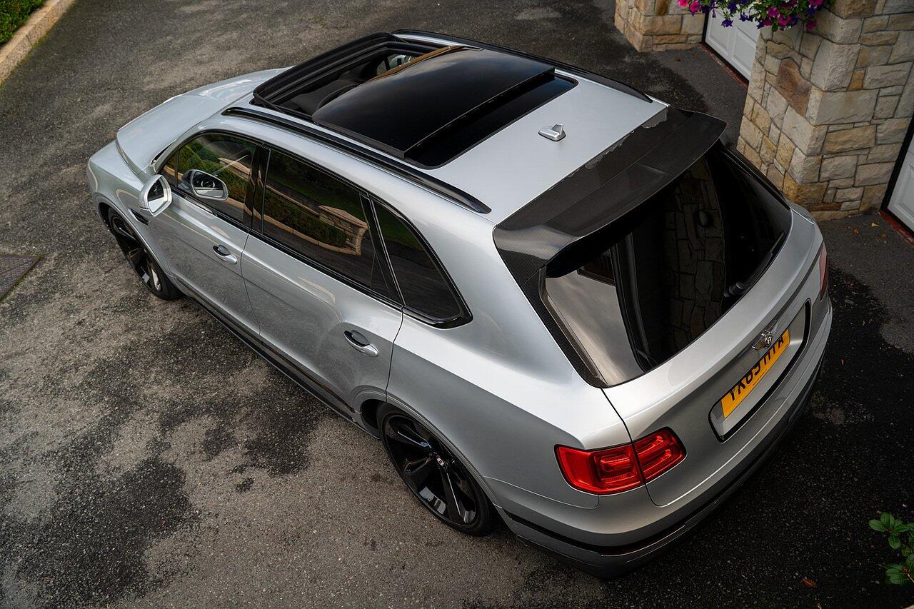 Bentley Bentayga view 42