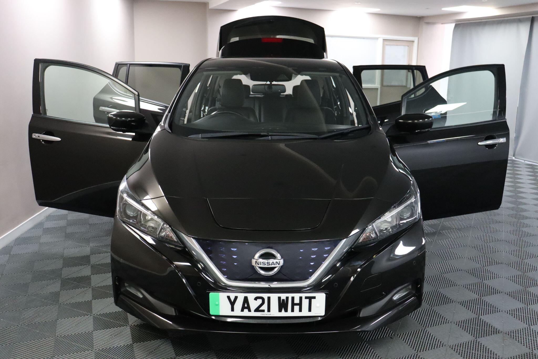 Nissan Leaf view 7