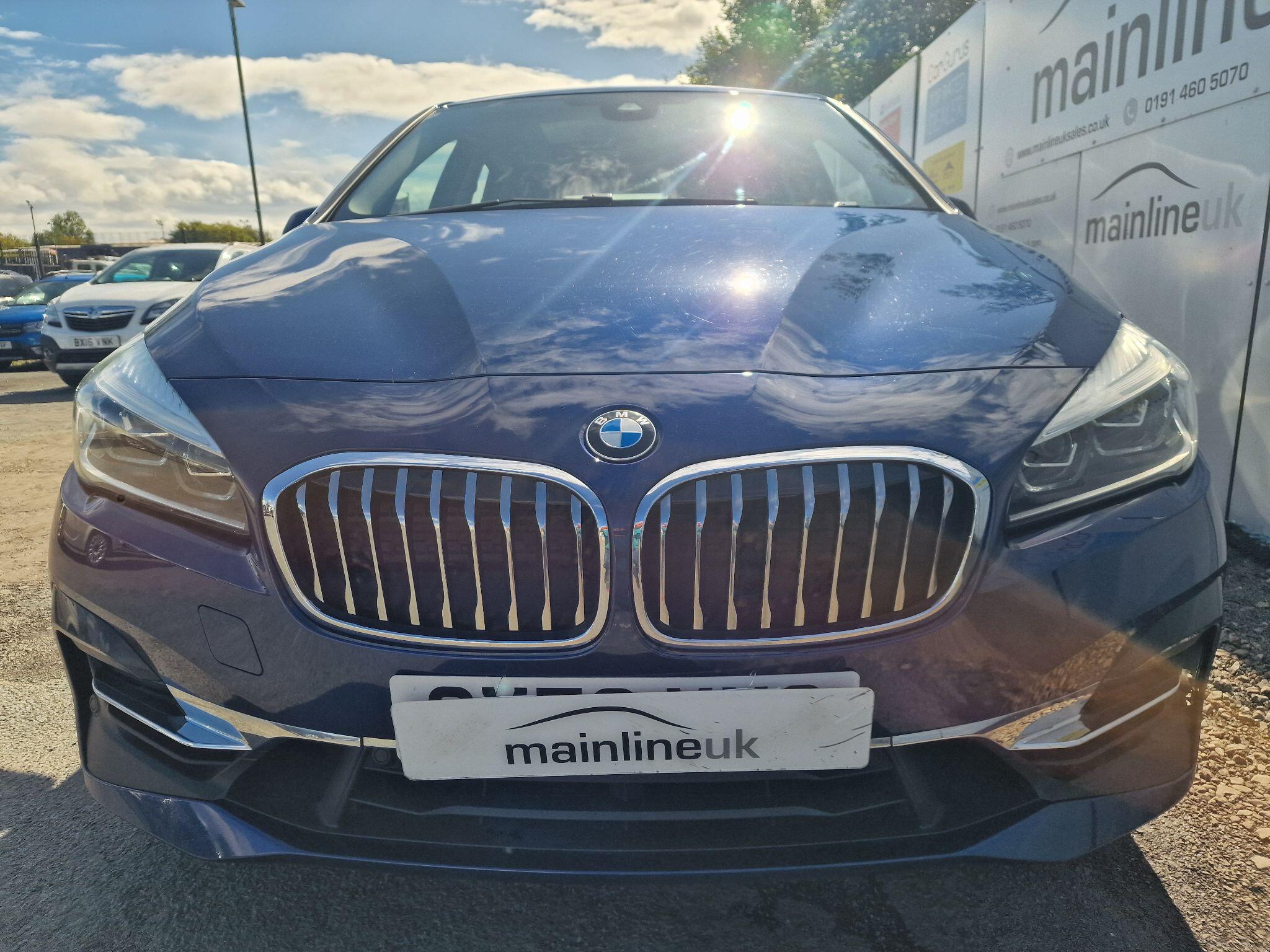 BMW 2 Series view 2
