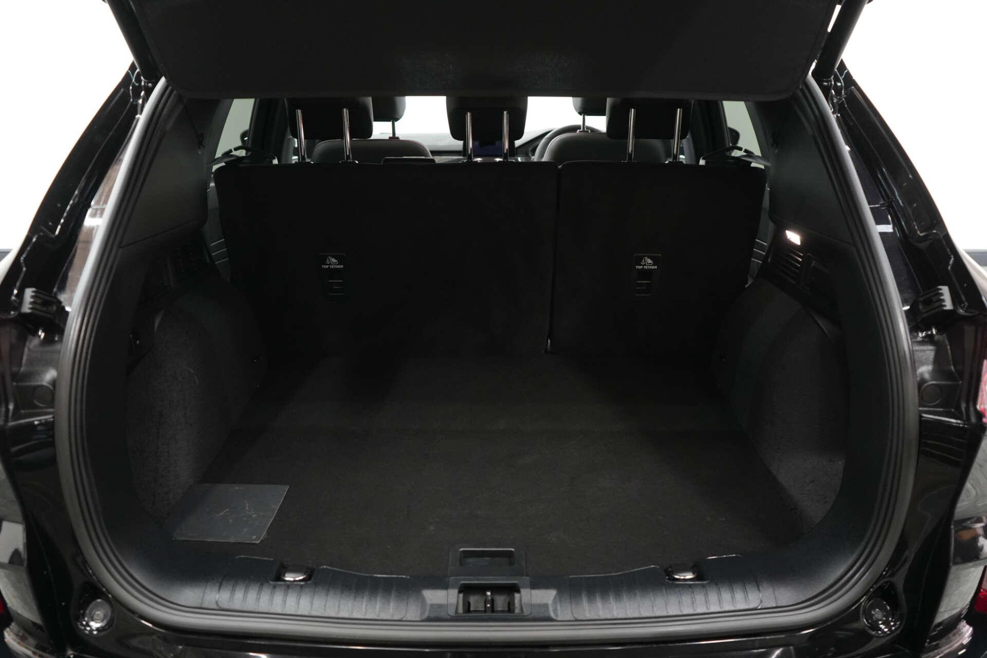 Ford Kuga view 11