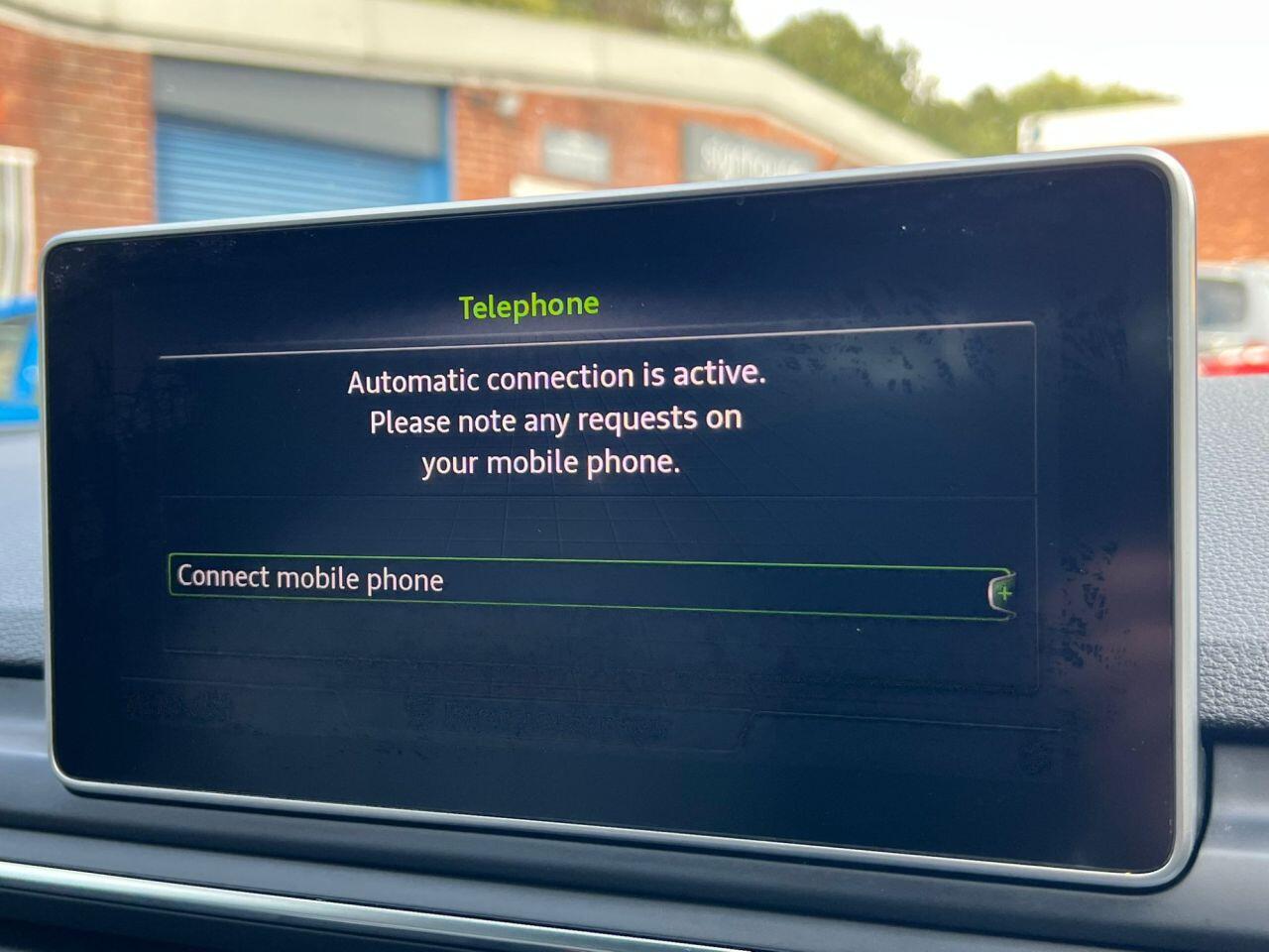 Audi A4 view 28