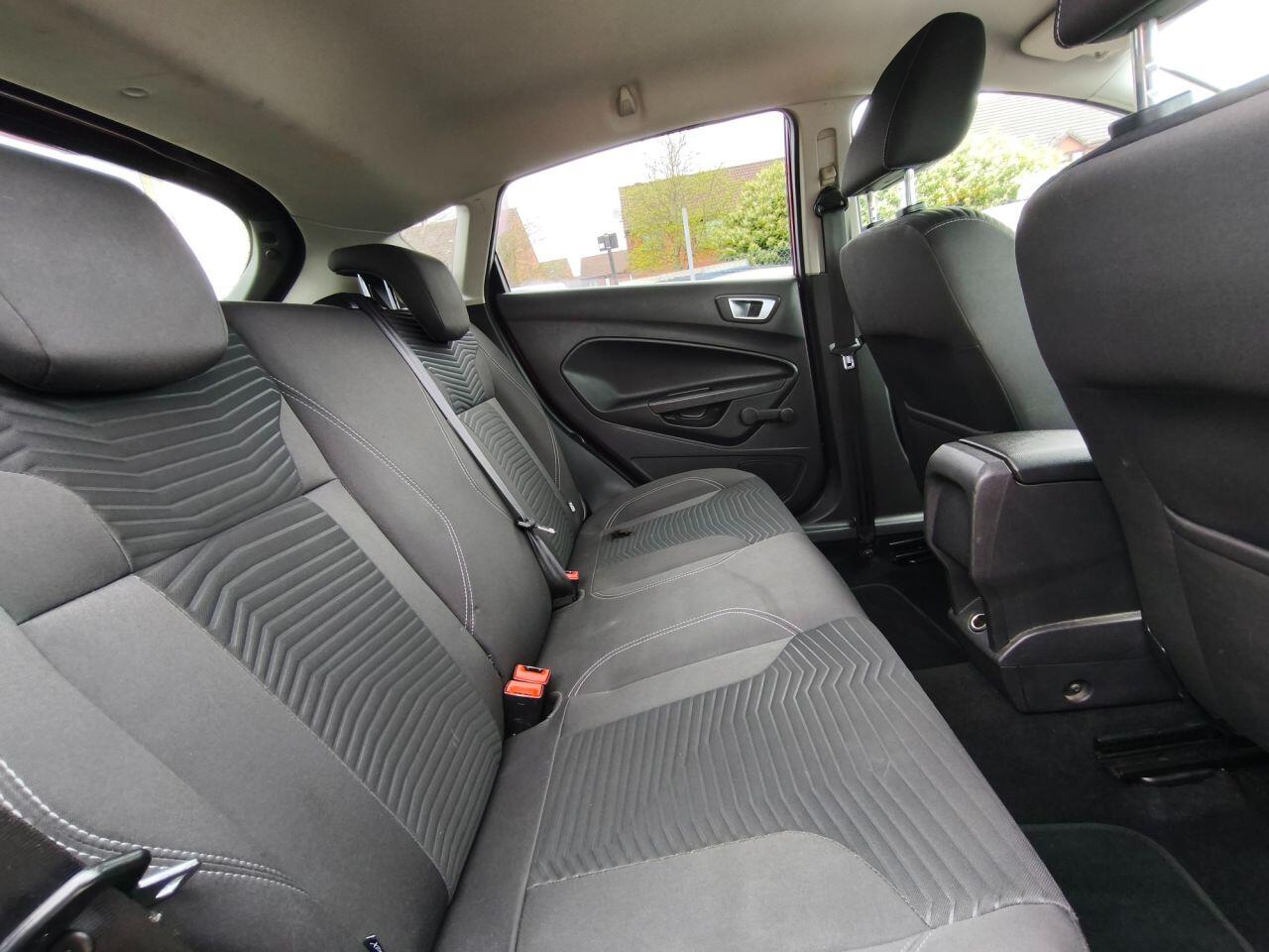 Ford Fiesta view 19
