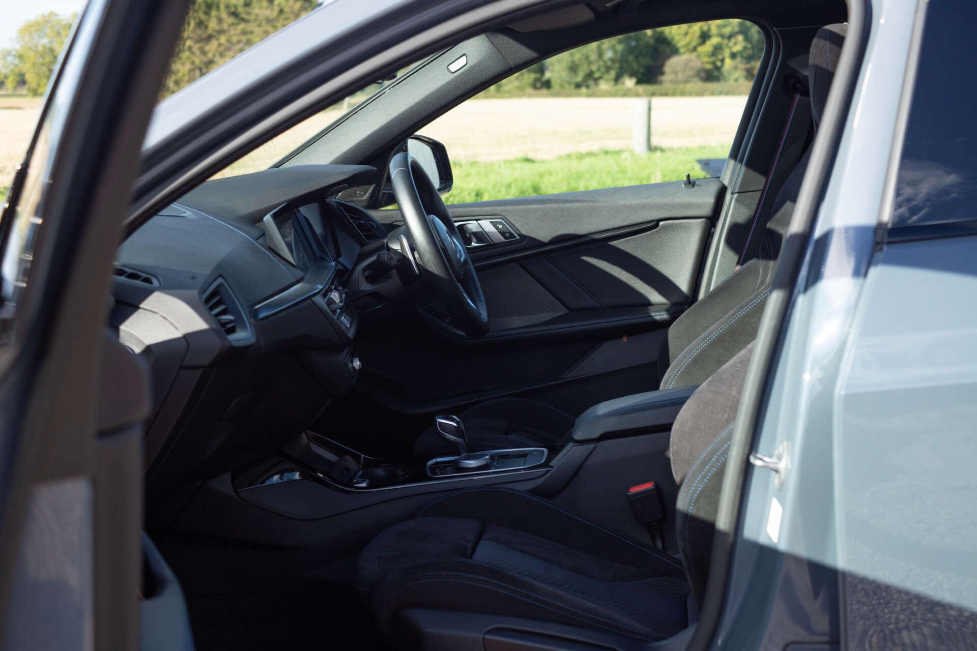 BMW 1 Series view 33