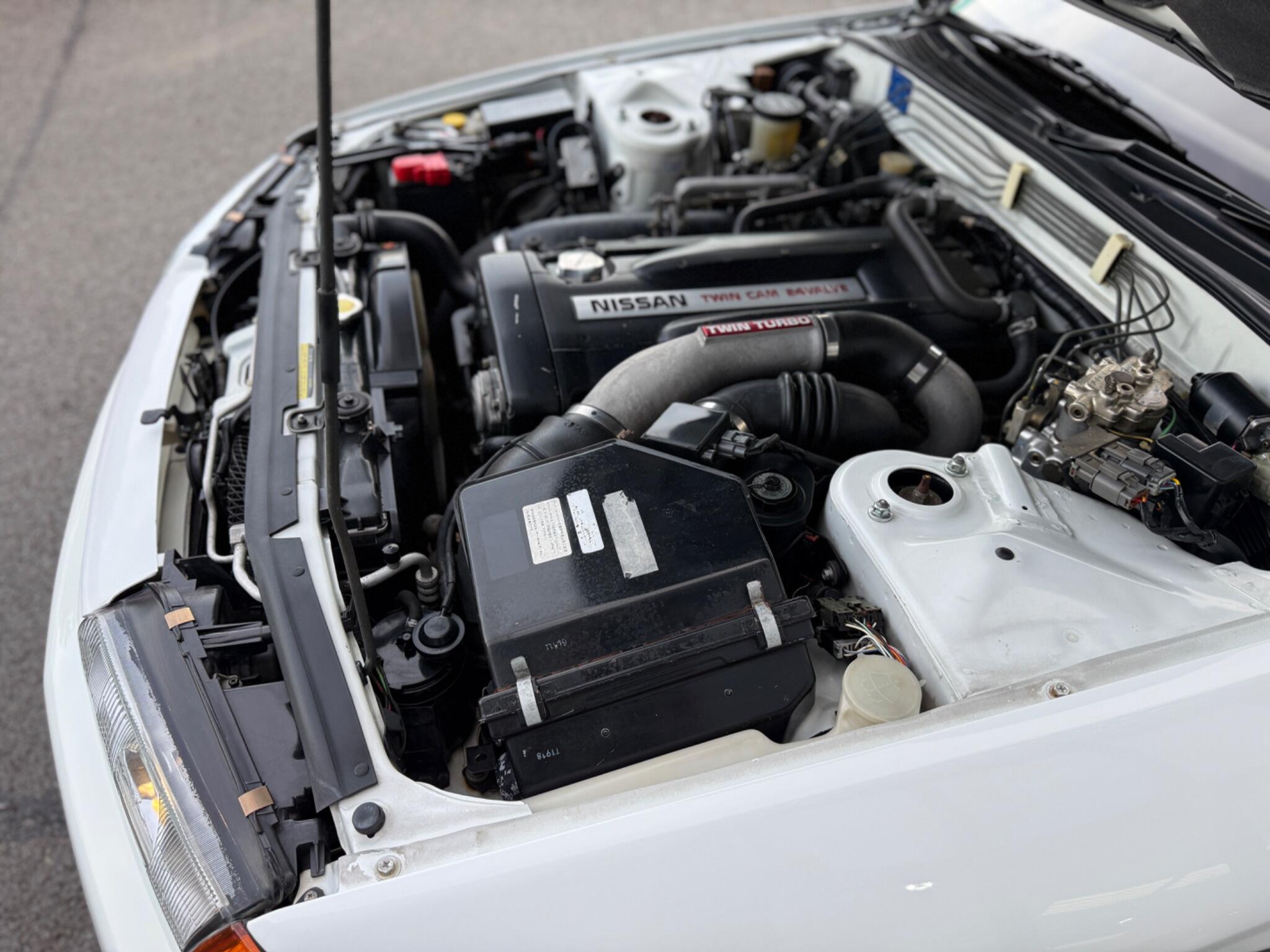 Nissan Skyline view 70