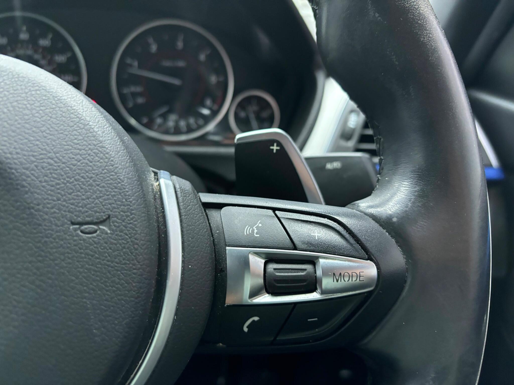 BMW 3 Series view 12