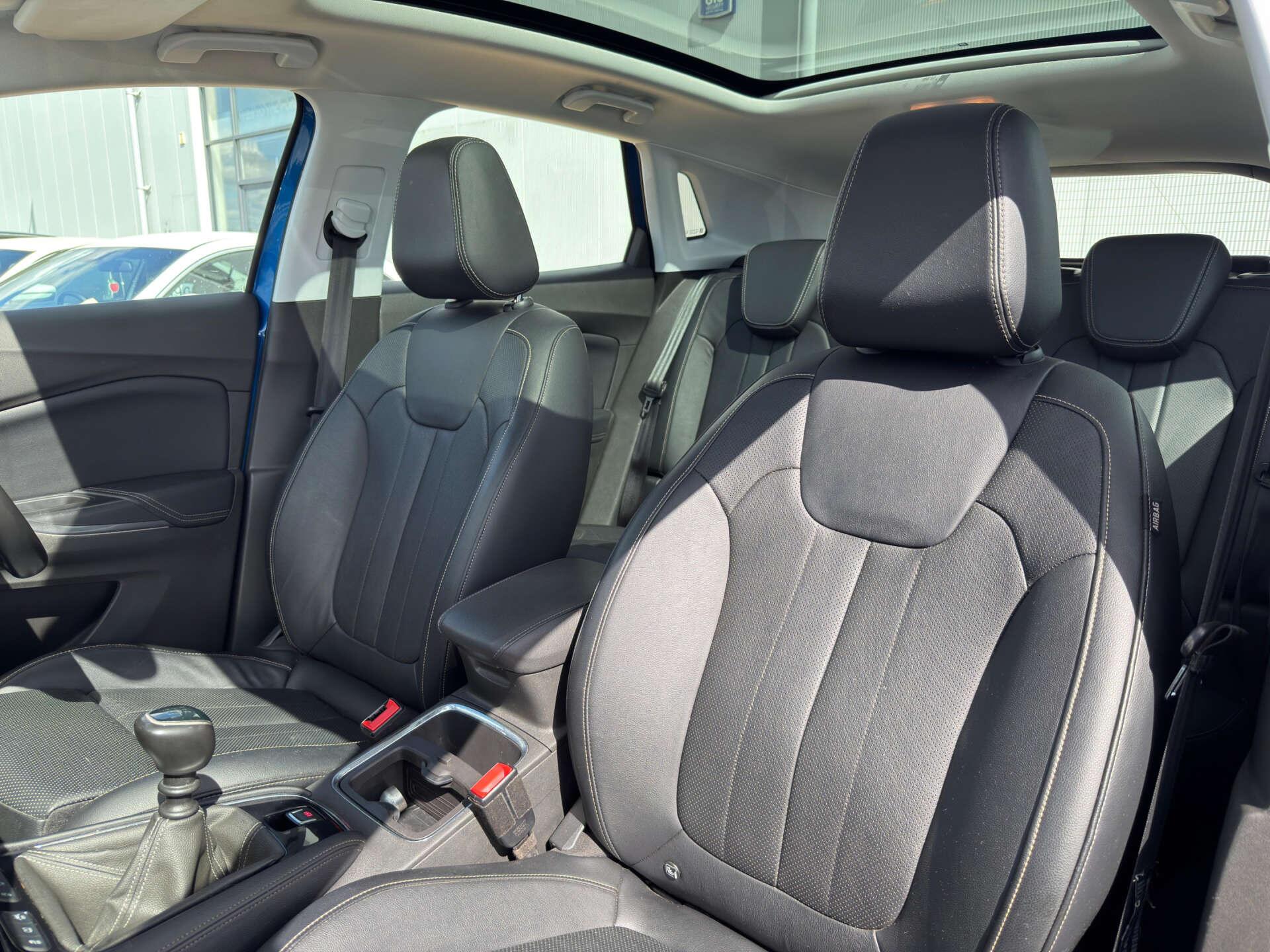 Vauxhall Grandland X view 62