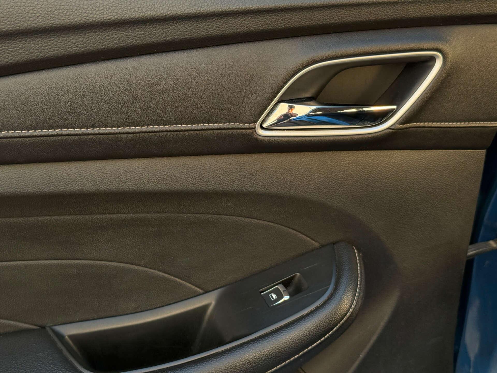MG MG5 view 38