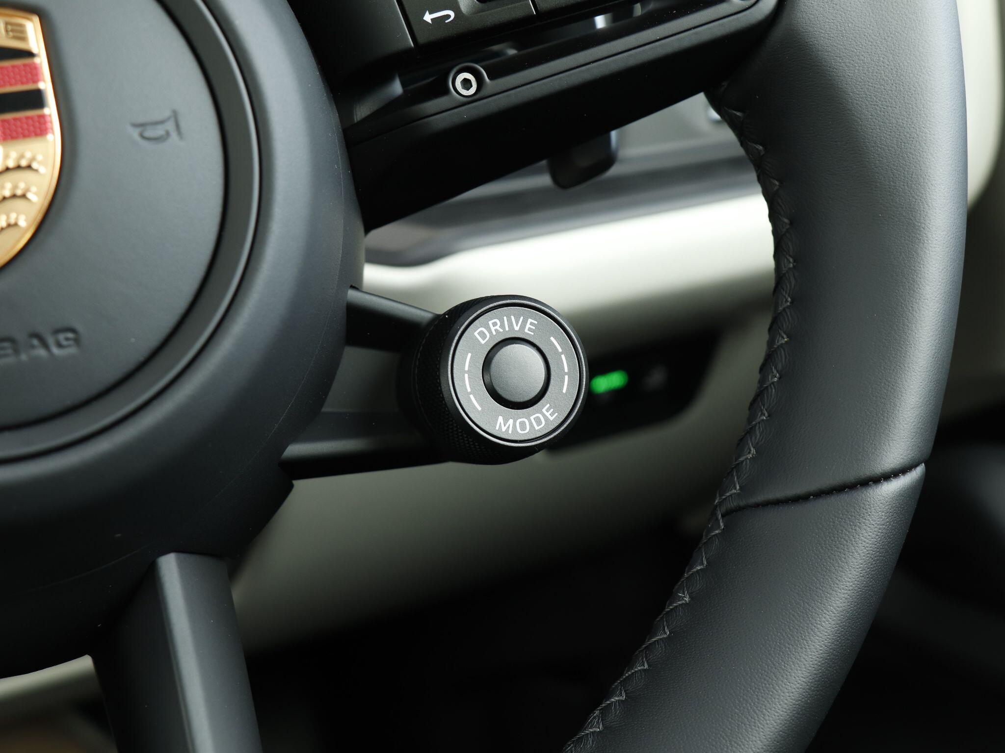 Porsche Cayenne view 20