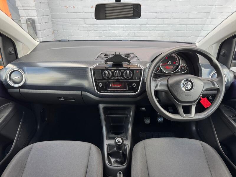 Volkswagen Up! view 13