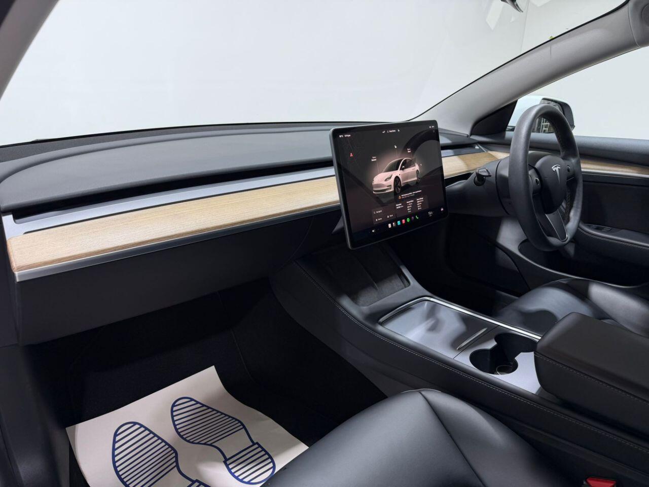 Tesla Model 3 view 17