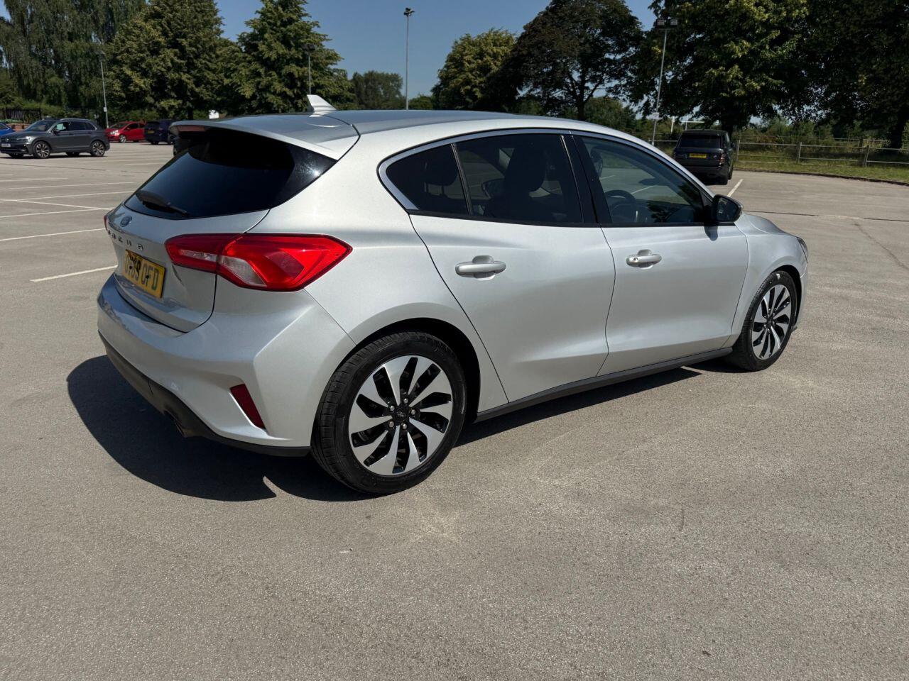 Ford Focus view 30