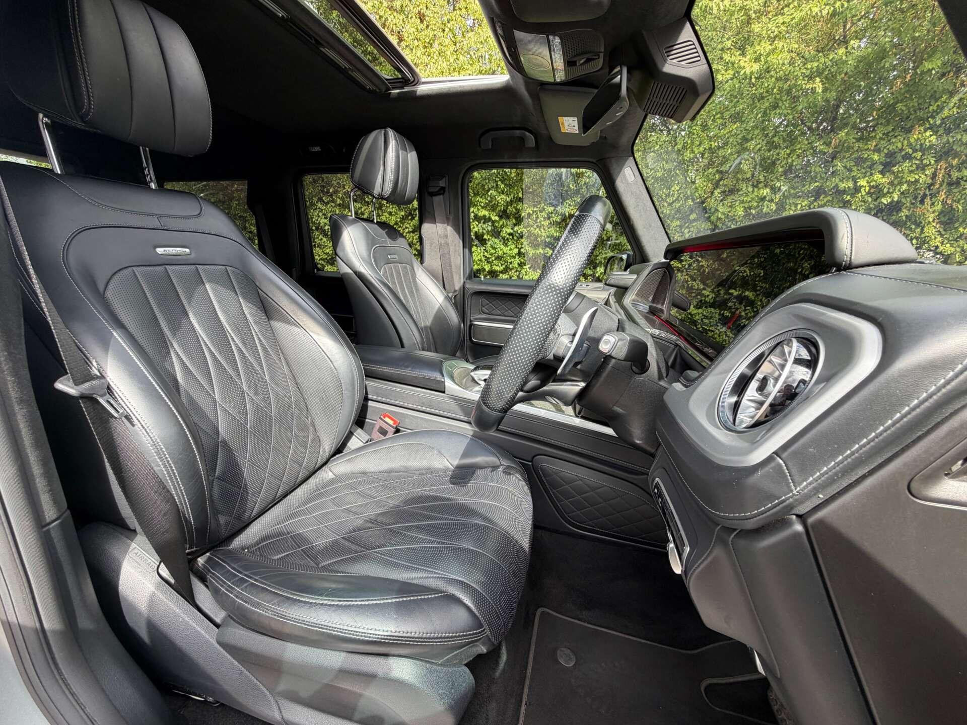 Mercedes-Benz G-Class view 30