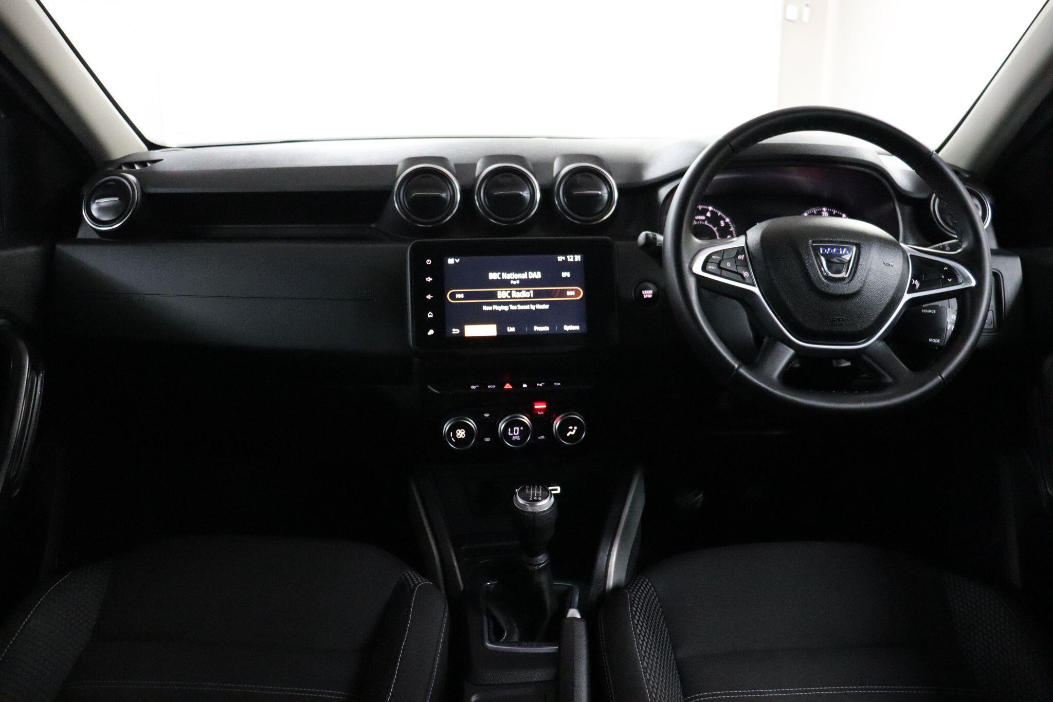 Dacia Duster view 41