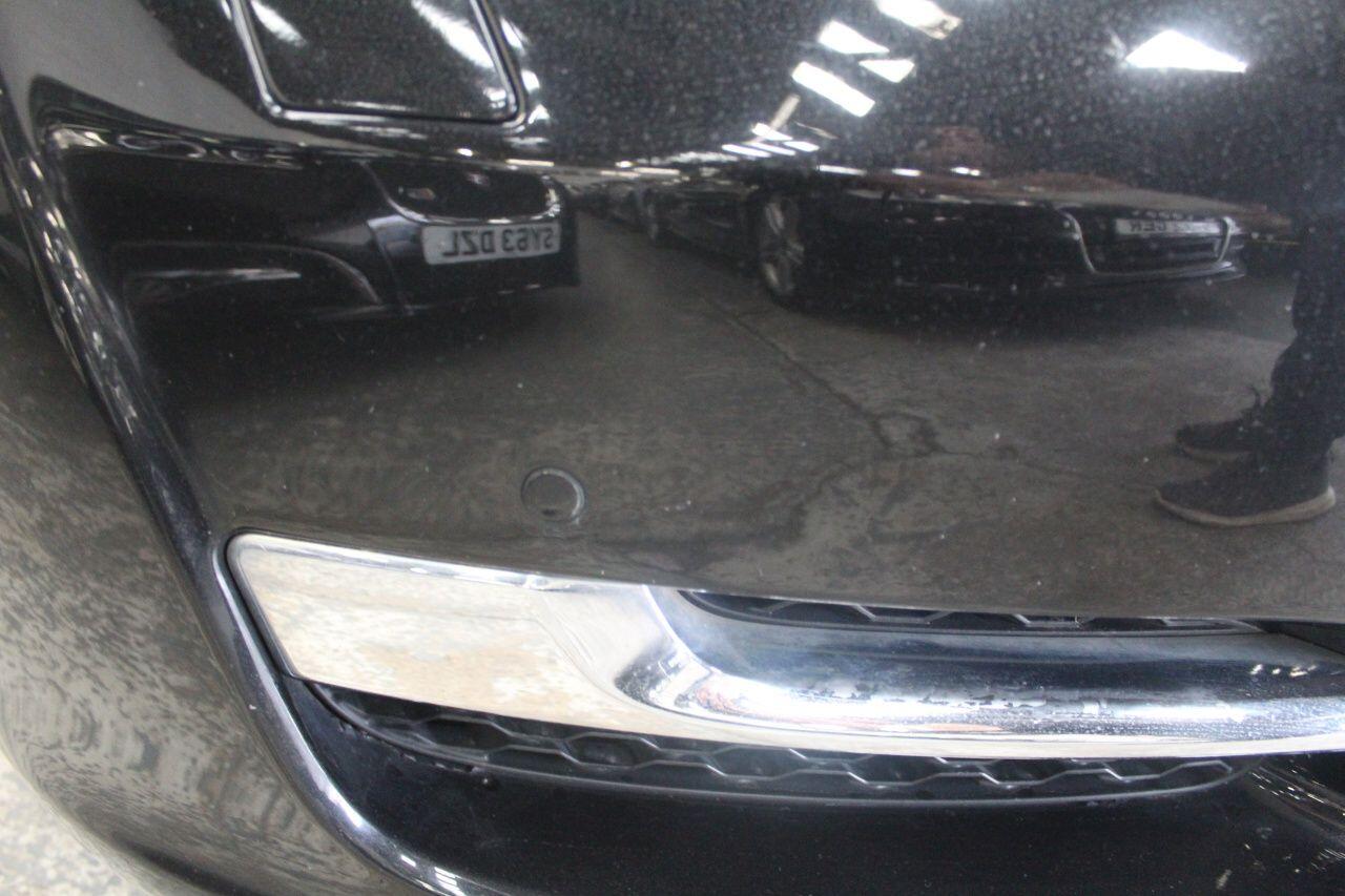 Jaguar XJ view 16