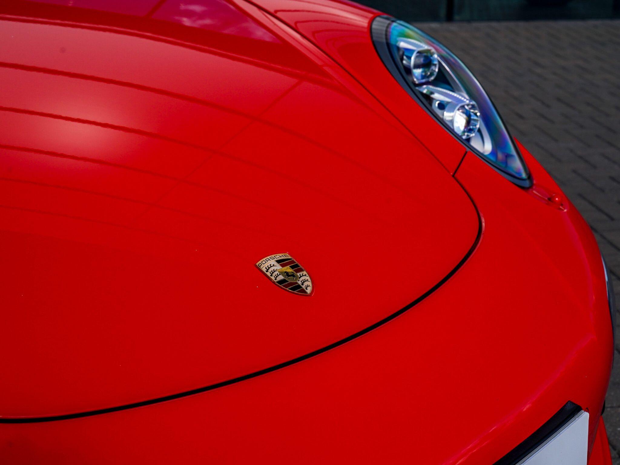 Porsche Cayman view 100