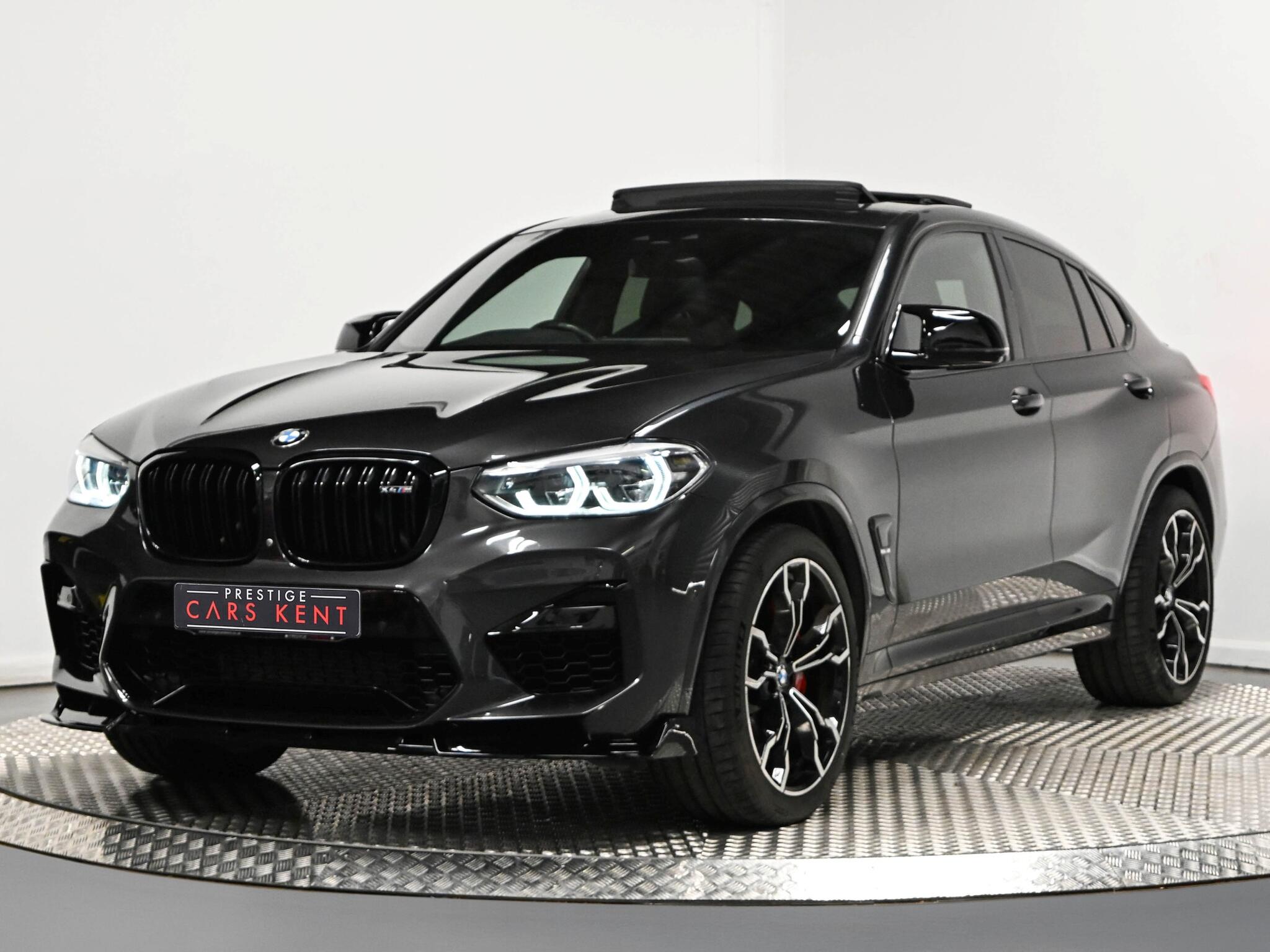 BMW X4 M view 45