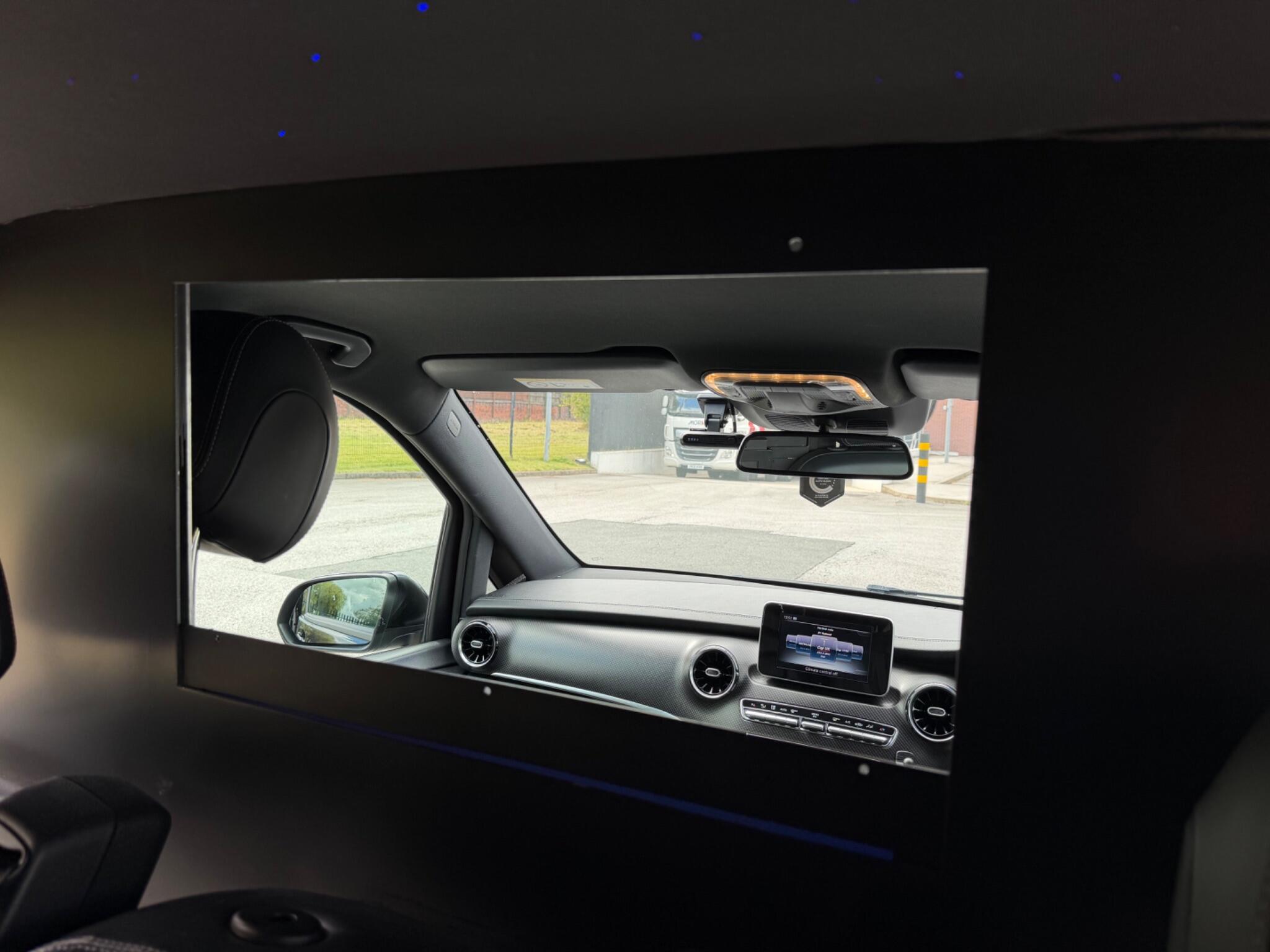 Mercedes-Benz V Class view 26