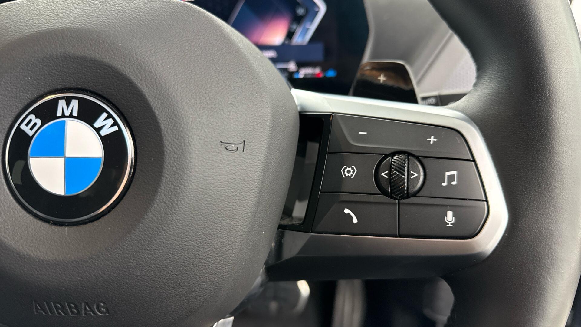 BMW 1 Series view 19