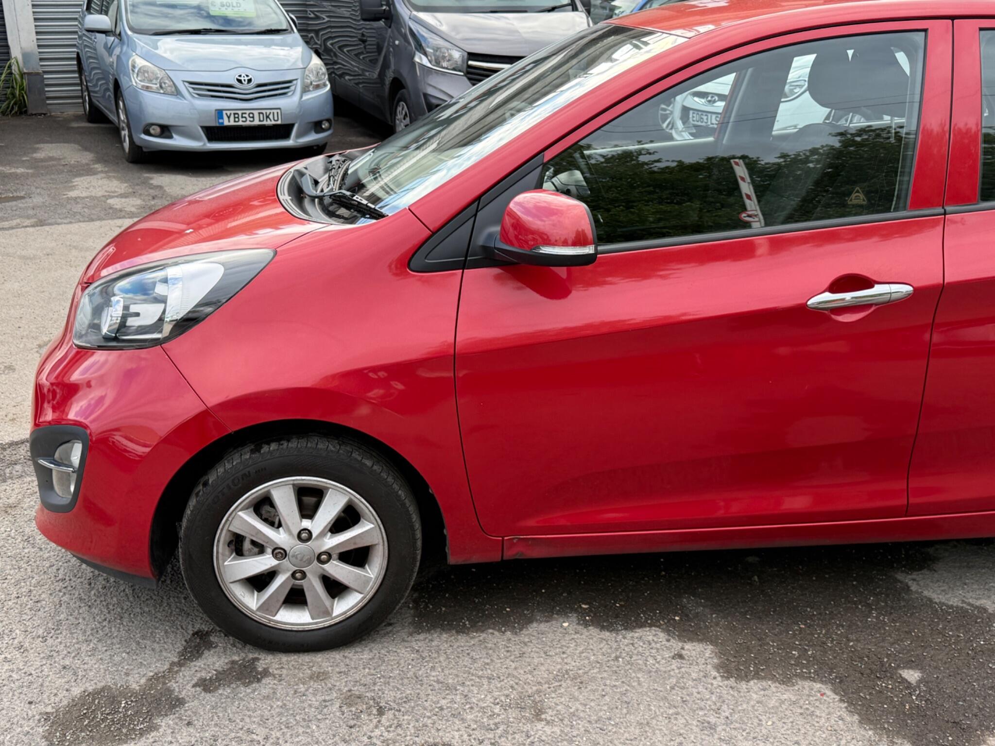 Kia Picanto - Image 12