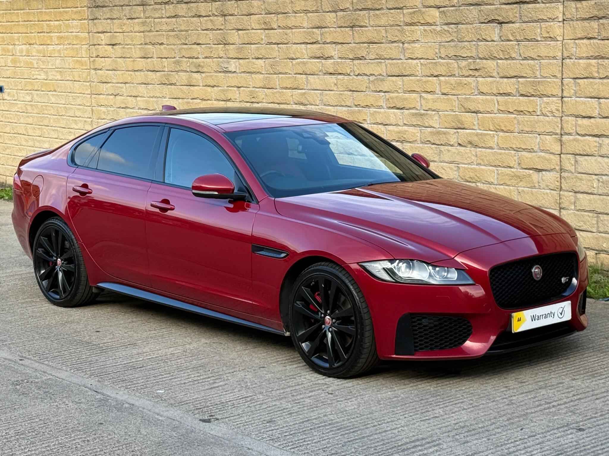 Jaguar XF view 9