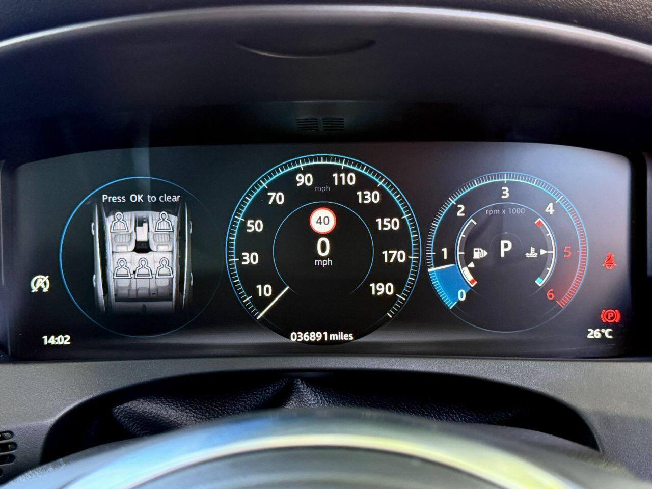 Jaguar F-Pace view 41