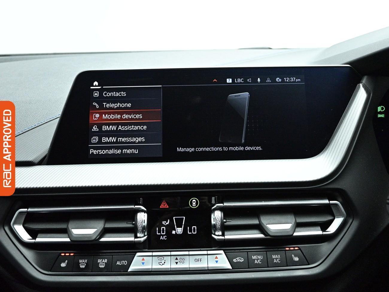BMW 1 Series view 14