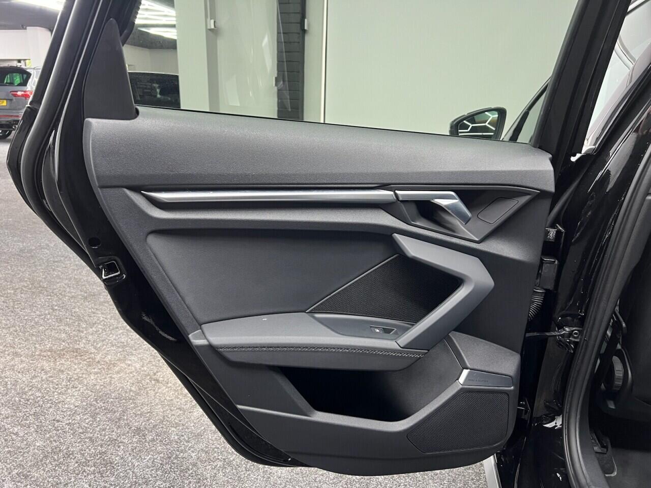 Audi A3 view 44