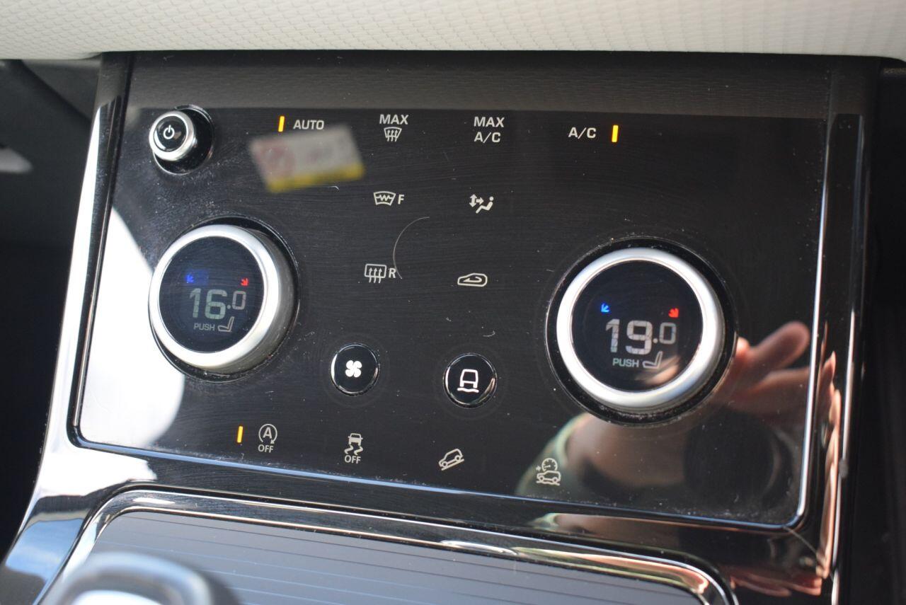 Land Rover Range Rover Evoque view 26