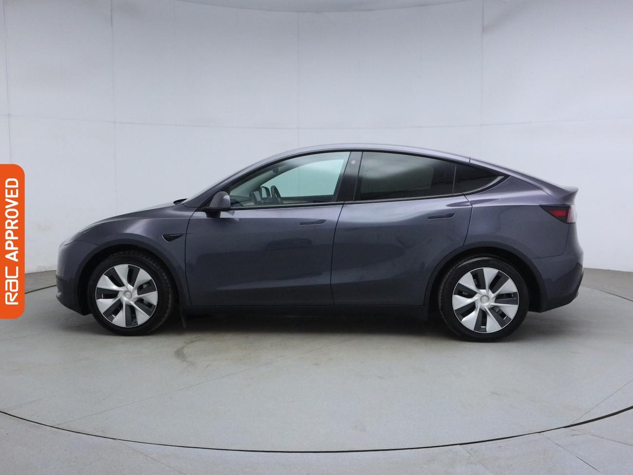 Tesla Model Y view 34