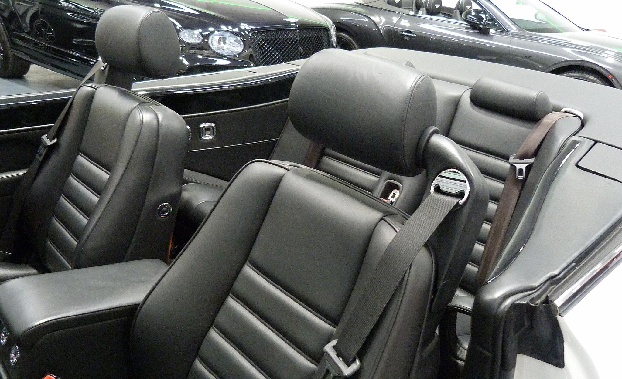 Bentley Azure view 19