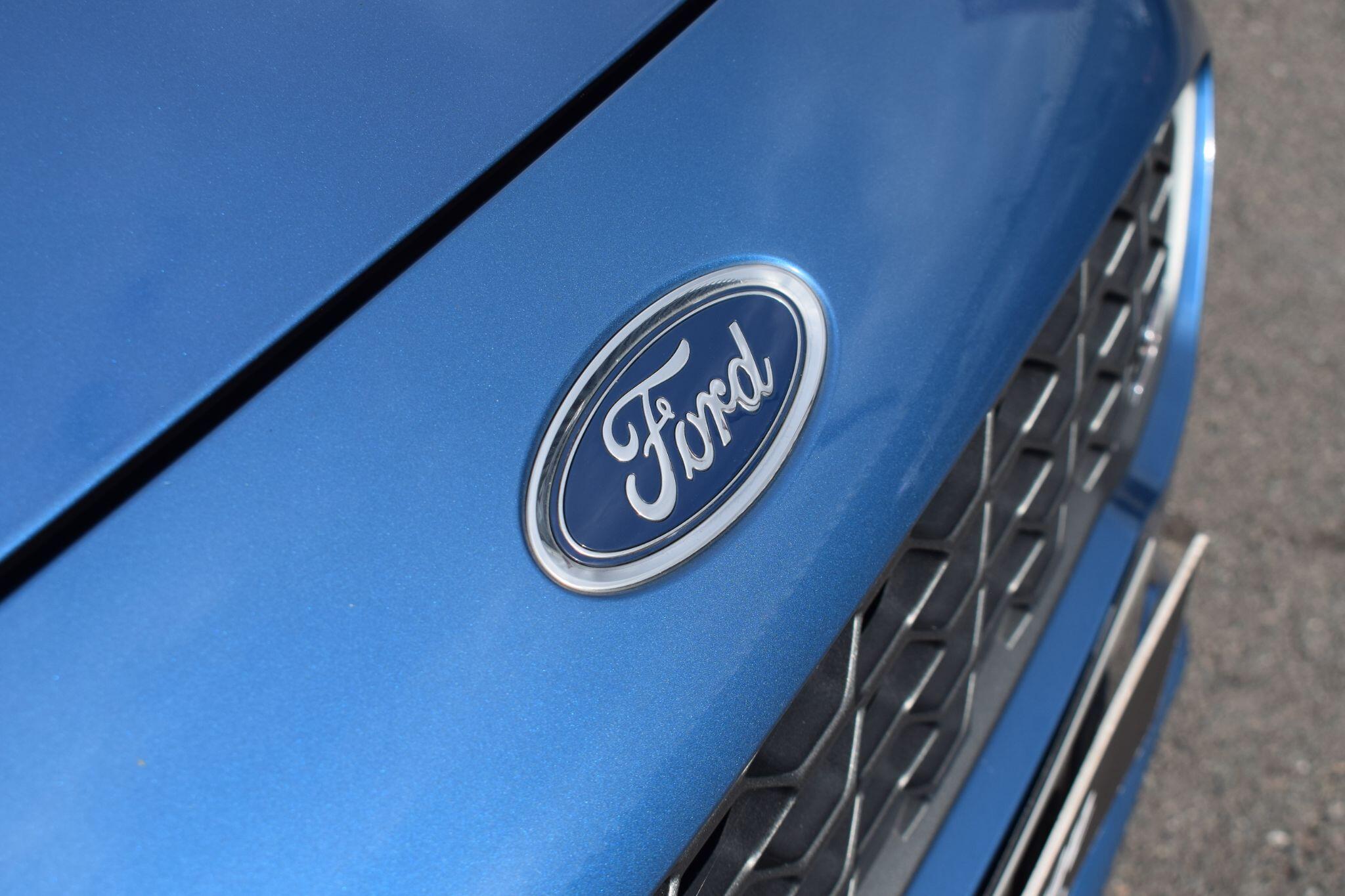 Ford Fiesta view 40