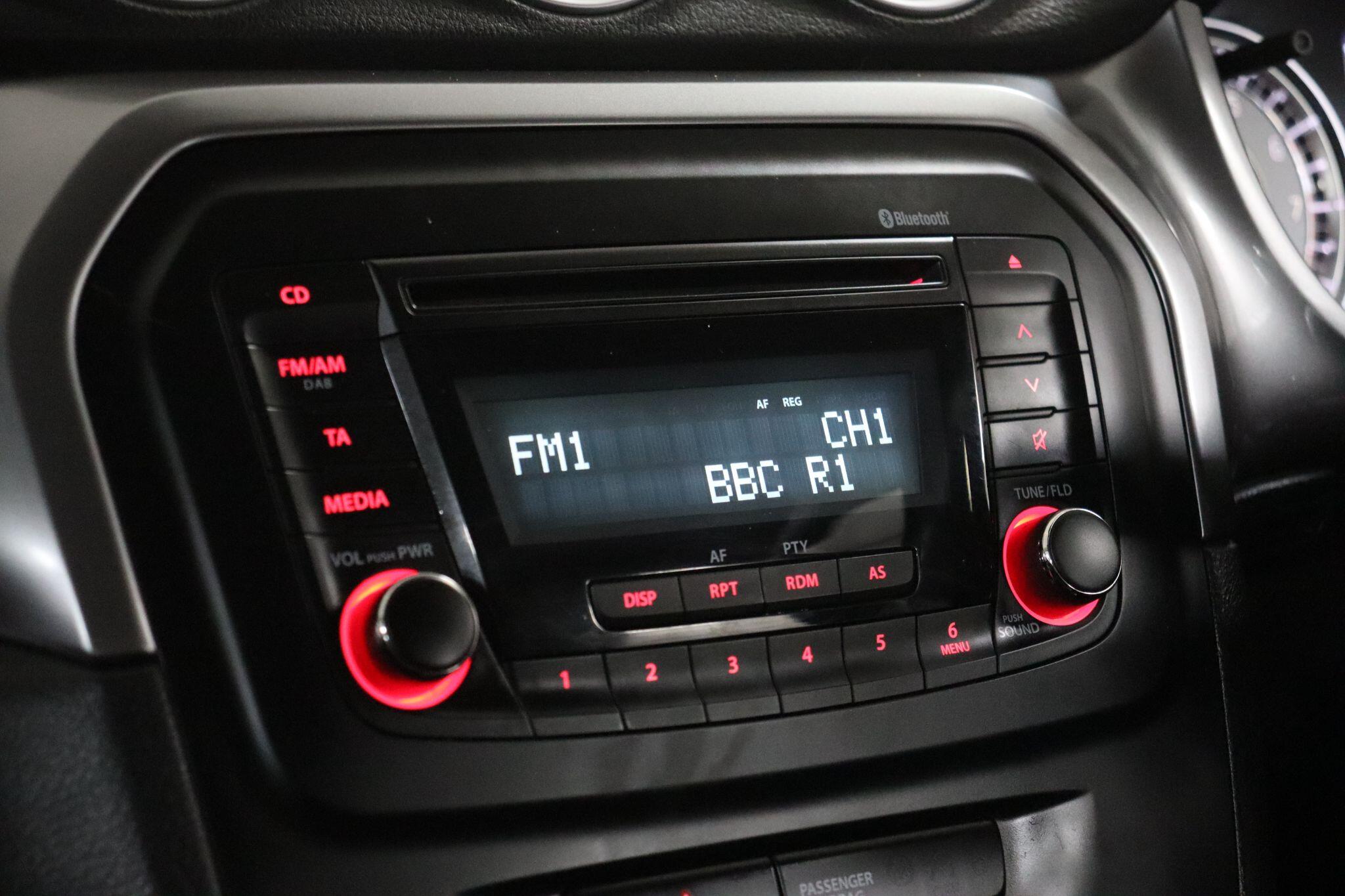 Suzuki Vitara view 37