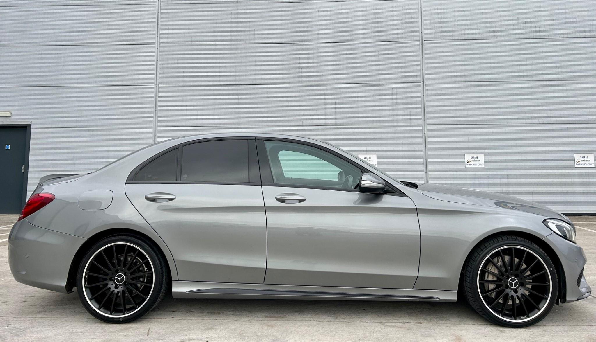 Mercedes-Benz C-Class view 6
