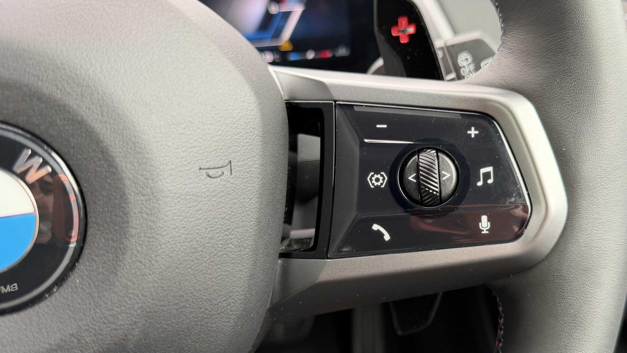 BMW X3 view 22