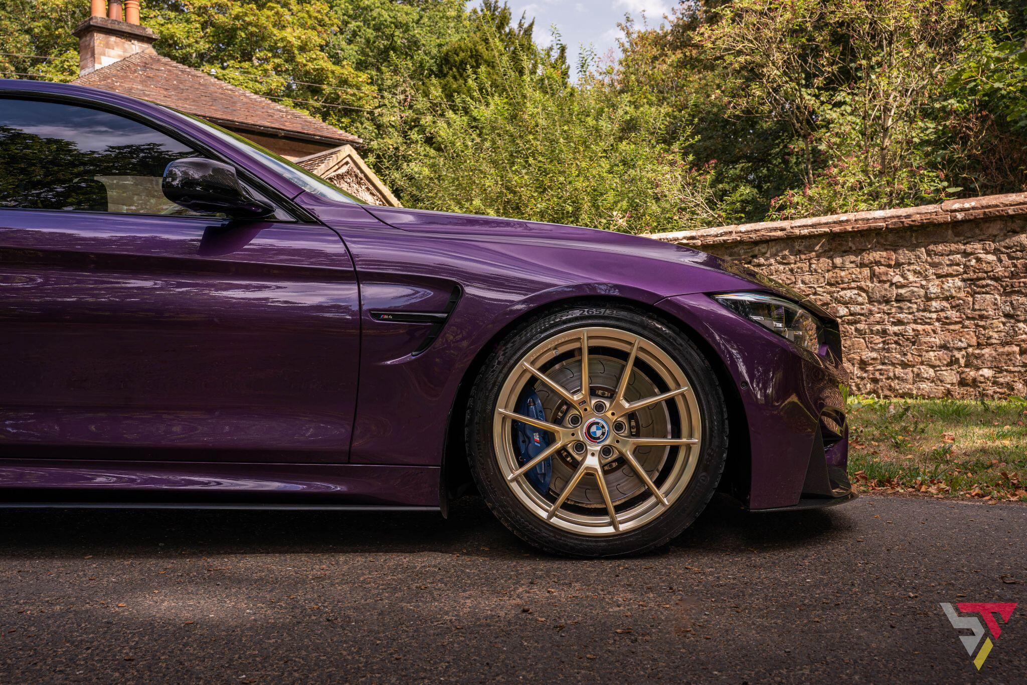 BMW M4 view 7